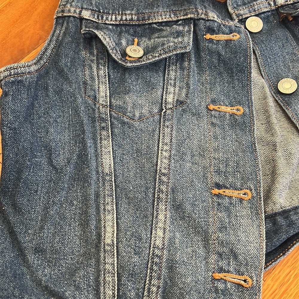 Levi’s jeans vest - Picture 4 of 8